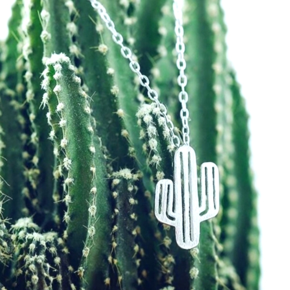 Dainty Cactus Silver-Toned Fashion Necklace
